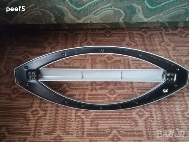 Голяма стойка от телевизор, снимка 3 - Стойки, 3D очила, аксесоари - 54150493