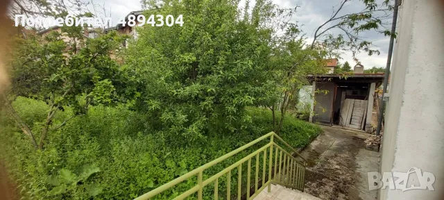 Продавам масивна двуетажна къща с двор, снимка 5 - Къщи - 55381525