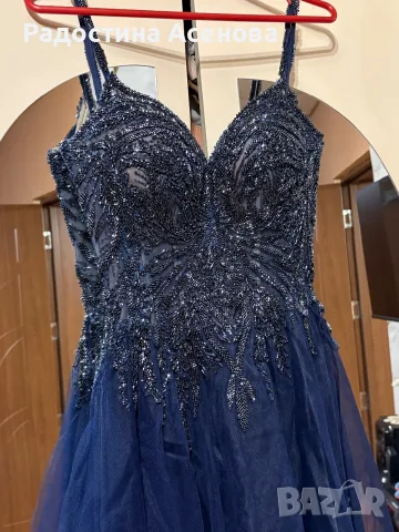 Роклята е носена няколко часа без забележки по нея , снимка 3 - Рокли - 55423769