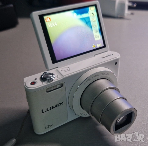PANASONIC DMC-SZ 10, фотоапарат, работи перфектно. 