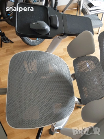 Ергономичен стол - Hbada E3 Ultra Ergonomic Office Chair, снимка 9 - Столове - 54495100