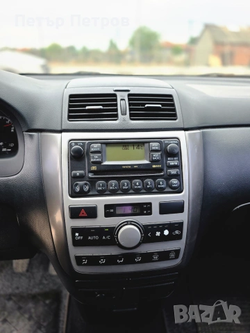Toyota Аvensis verso 2.0D4D 116hp  6+1  clima-TOP състояние!, снимка 7 - Автомобили и джипове - 55040013