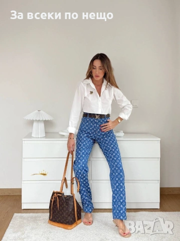 Louis Vuitton Дамски Комплект Бяла Риза И Син Панталон Код SK1394