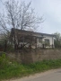 Къща с голям двор 2700 кв.м в с.Гъмзово , снимка 2