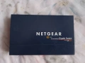 Продавам 5 портов гигабит switch NETGEAR, снимка 1