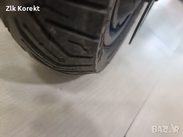 Електрическа тротинетка Vsett 10 APEX, снимка 4 - Скейтборд, ховърборд, уейвборд - 55036563