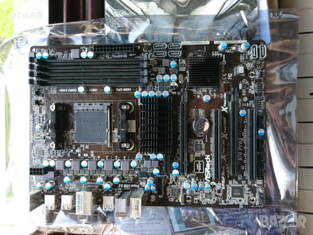 Продавам дъно asrock 970 pro3