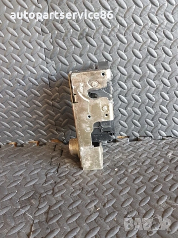 Механизъм за брава на предна лява врата за Ford Transit Mk6 / Mk7 (2000–2012) YC1A-V21813-BB
