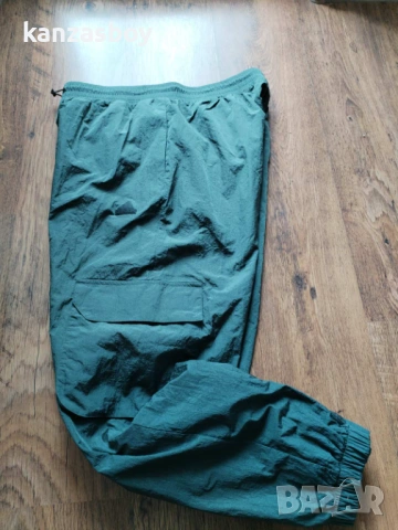 adidas City Escape Cargo Pants - Grey - дамски карго панталон НОВ БЕЗ ЕТИКЕТИ Л, снимка 10 - Спортни екипи - 54416084