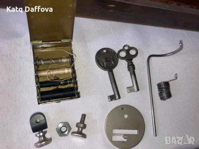 Рядък колекционерски модел Naumann – работеща, с ориг. аксесоари и ключове, снимка 6 - Антикварни и старинни предмети - 55541141