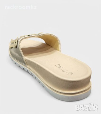 Дамски бежови чехли с метален акцент и анатомична подметка – PT38-115A Beige, снимка 4 - Чехли - 54254526