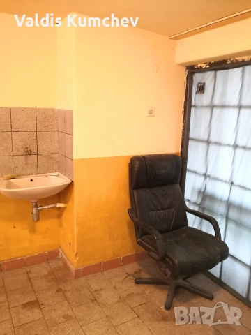 ГАРАЖ ПОД НАЕМ, снимка 6 - Гаражи и паркоместа - 54375128