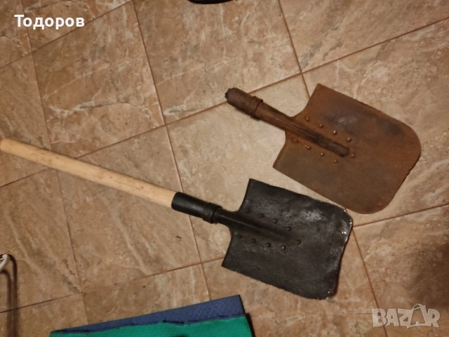 Военни лопатки , снимка 4 - Антикварни и старинни предмети - 54661558