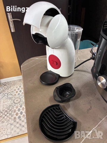 Кафемашина Nescafe Dolce Gusto за капсули, в гаранция 1г, пълен комплект, снимка 3 - Кафемашини - 54834349