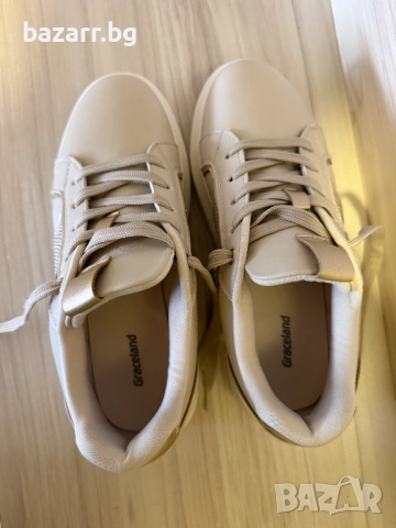 Дамски маратонки, снимка 2 - Маратонки - 54182277