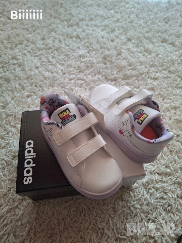 Нови оригинални маратонки Adidas , снимка 3 - Детски маратонки - 54442661