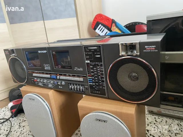 Касетофон Sharp QT-90, снимка 4 - Радиокасетофони, транзистори - 55413864
