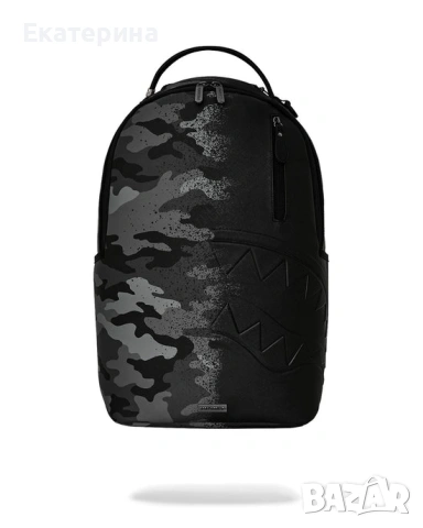 Sprayground Spray Split Night Camo, 125 €