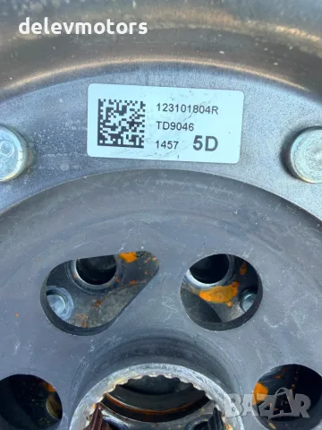 123101804R демпферен маховик от Nissan Qashqai 1.3 DIG-T , снимка 6 - Части - 55641238