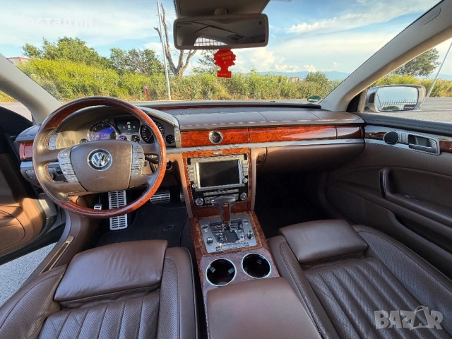 VW Phaeton 3.0d 240к.с. Exclusive / Автомат / Клима / ЛИЗИНГ, снимка 8 - Автомобили и джипове - 54858703