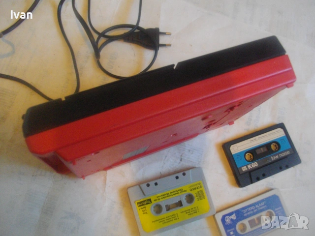 КОЛЕКЦИОНЕРСКИ ЗАПИСВАЩ КАСЕТОФОН 1986г. PHILIPS D6260 Made in AUSTRIA ПОЧТИ НОВ ФИЛИПС , снимка 3 - Радиокасетофони, транзистори - 54621353