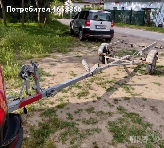 Колесар с документи 