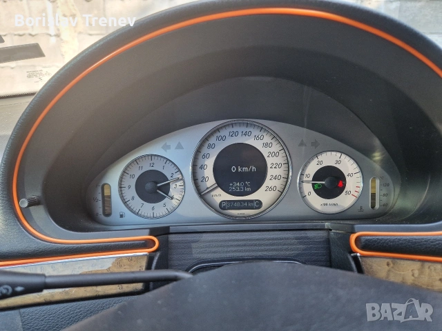 Mercedes E 320 Avantgarde , снимка 9 - Автомобили и джипове - 54498438