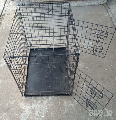 Метална клетка за куче