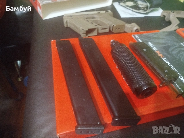 Airsoft Glock 18 (Raven) CARBINE SET + 3 пълнителя – Full Auto, снимка 15 - Въздушно оръжие - 53991577