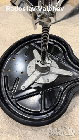 Pearl Drum Throne Roadster, снимка 3 - Ударни инструменти - 54781498