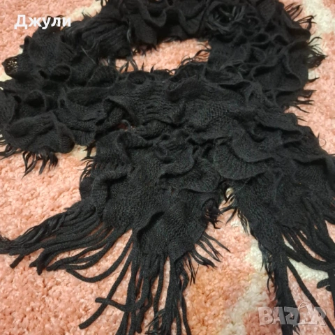 Комплект еднакви Шалове, снимка 6 - Шалове - 53951392