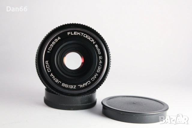 Carl Zeiss Jena Flektogon auto 35mm f/2.4 M42 обектив отличен, снимка 2 - Обективи и филтри - 54699631