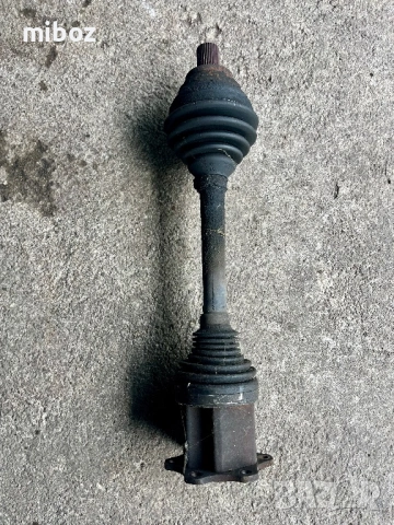 Полуоска Фолксваген Пасат VW Passat b6, снимка 2 - Части - 54361273