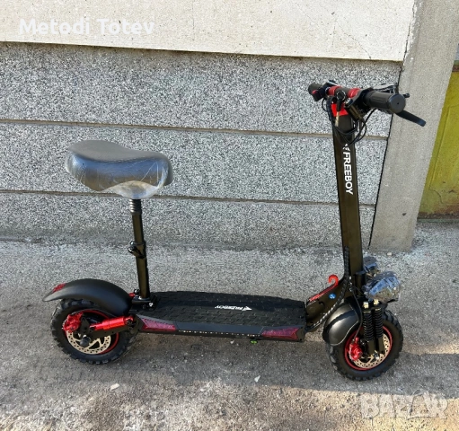 Електрическа тротинетка freeboy, снимка 2 - Скейтборд, ховърборд, уейвборд - 54946993