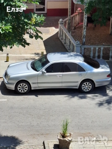 Mercedes-Benz E 220 cdi, снимка 9 - Автомобили и джипове - 54333515