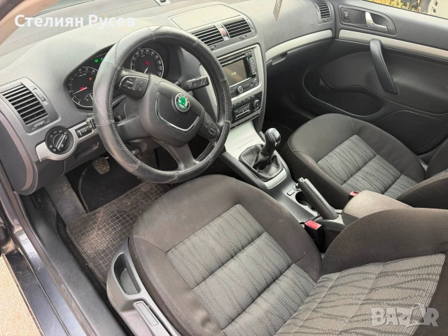 Skoda octavia 1.6 TDI 105kc -цена 7 6 0 0 евро частно лице продава   -редовни документи , задължител, снимка 10 - Автомобили и джипове - 55125465