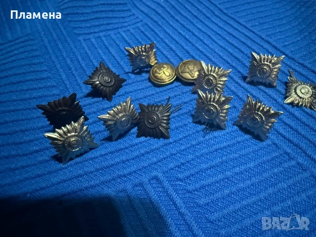 Стари военни значки / кокарди, снимка 2 - Колекции - 54383981