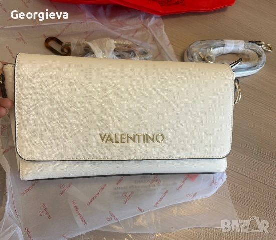 Дамска чанта Valentino, снимка 5 - Чанти - 54981081