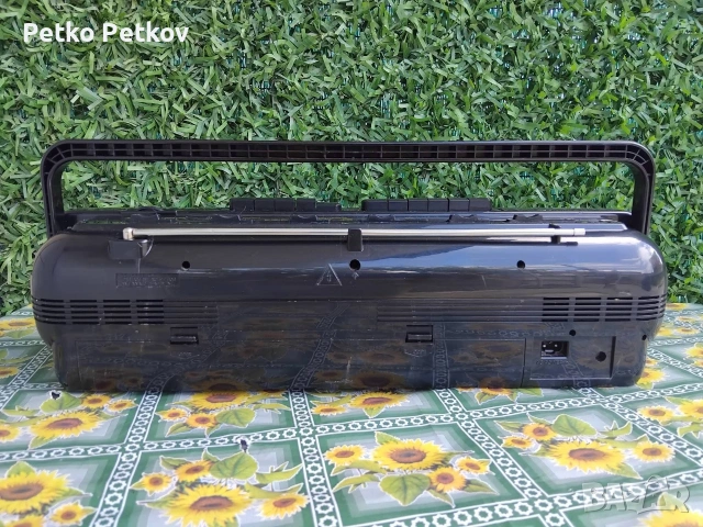 Продавам рядко моделче (SIEMENS RM-918) , снимка 3 - Радиокасетофони, транзистори - 54689784