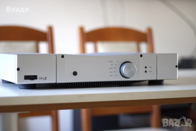 Усилвател Rega Mira 3