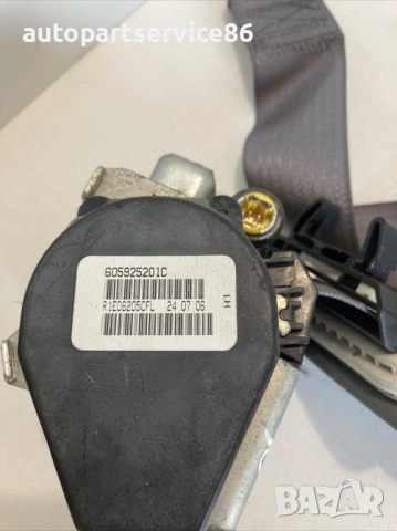 Преден ляв колан за безопасност за Dodge Caliber 605925201C (2005-2012) , снимка 2 - Части - 54911834