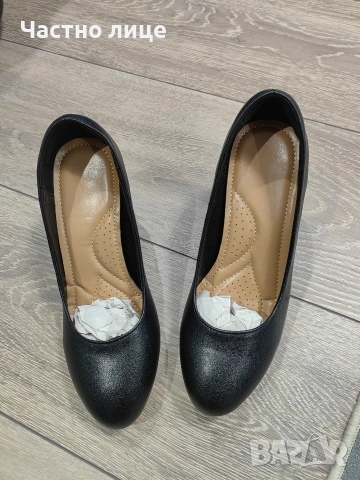 Токчета, снимка 3 - Дамски елегантни обувки - 54128647