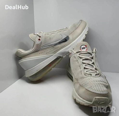 Маратонки Nike Air Max

Носени, но в добро състояние.

Размер 44 стелка 28 см

Цена 30 евро. , снимка 2 - Маратонки - 54093810