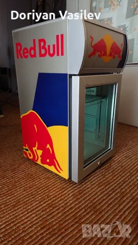 Рекламен минибар Red Bull, снимка 2 - Хладилници - 55510549