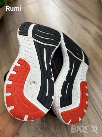 Оригинални Мъжки  маратонки Brooks Glycerin 19! 45 н, снимка 7 - Маратонки - 54768374