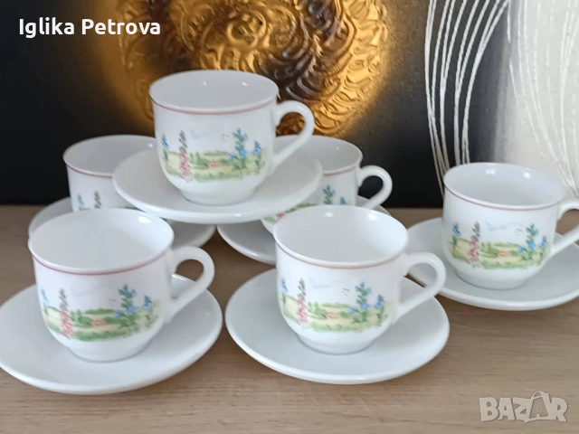 Френски аркопал сервиз, снимка 2 - Антикварни и старинни предмети - 54582009
