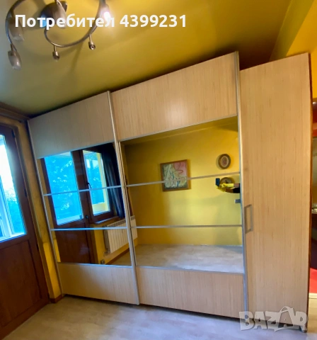 Вграден гардероб с огледални врати (Ш300 × В250) + 2 допълнителни шкафа, снимка 2 - Гардероби - 54988592