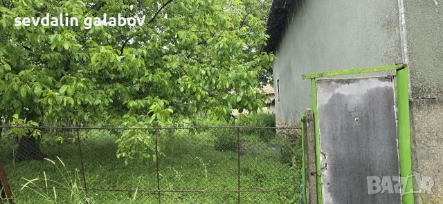 Продавам къща с двор, снимка 3 - Къщи - 55145147
