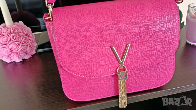 Dior*YSL*Yves Saint Laurent*Carolina Herrera*Gucci *Lalique * Jimmy Choo * Liu Jo * Versace, снимка 5 - Чанти - 53925899