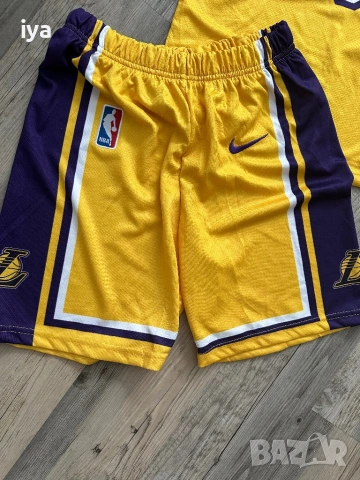 Детски екип NBA Lakers, Lebron James, снимка 2 - Детски комплекти - 54765337